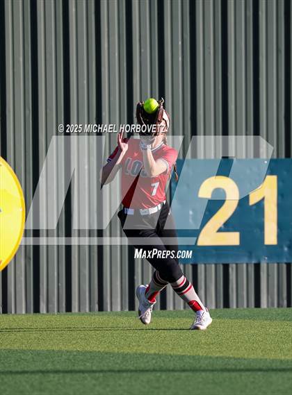Thumbnail 3 in Lovejoy vs Walnut Grove photogallery.