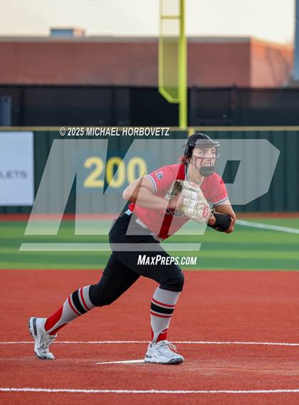 Thumbnail 3 in Lovejoy vs Walnut Grove photogallery.