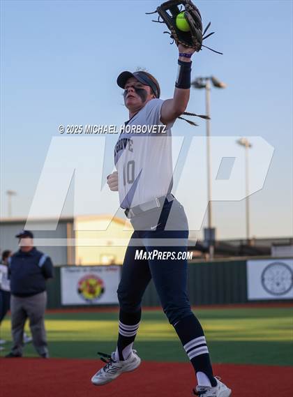 Thumbnail 2 in Lovejoy vs Walnut Grove photogallery.
