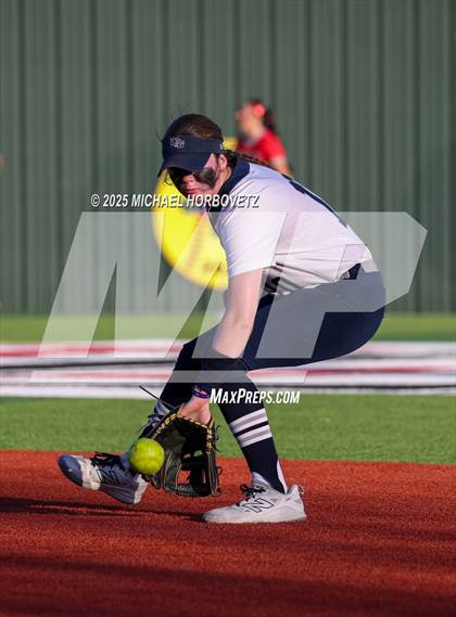 Thumbnail 2 in Lovejoy vs Walnut Grove photogallery.