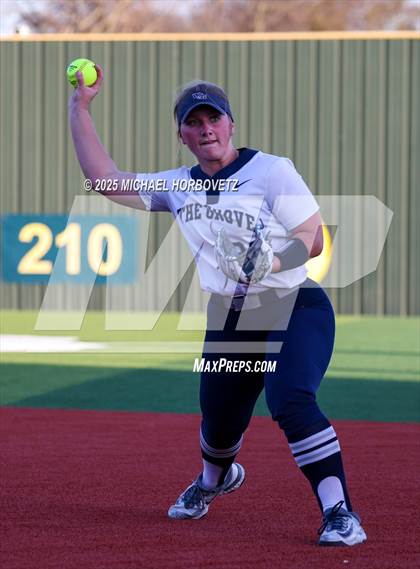 Thumbnail 3 in Lovejoy vs Walnut Grove photogallery.