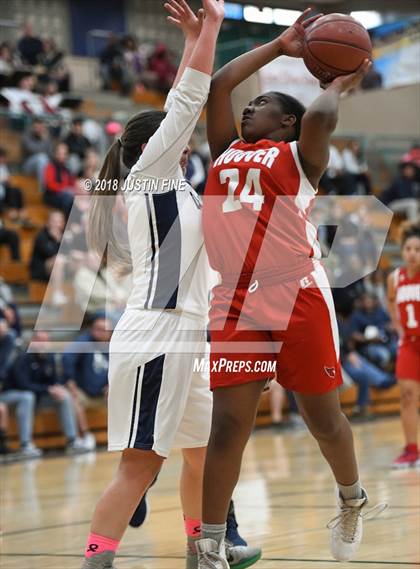 Thumbnail 1 in Madison vs. Hoover (CIF SDS D5 Final) photogallery.