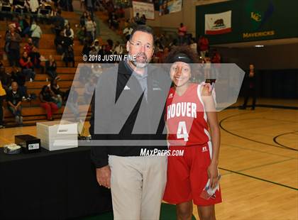 Thumbnail 1 in Madison vs. Hoover (CIF SDS D5 Final) photogallery.