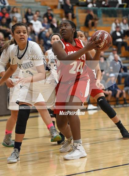 Thumbnail 2 in Madison vs. Hoover (CIF SDS D5 Final) photogallery.