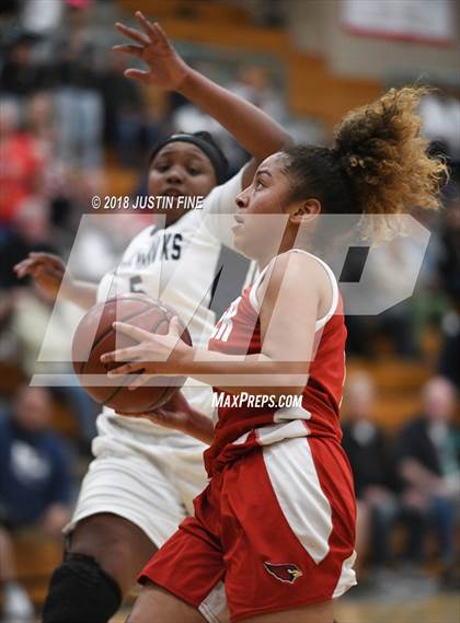 Thumbnail 1 in Madison vs. Hoover (CIF SDS D5 Final) photogallery.
