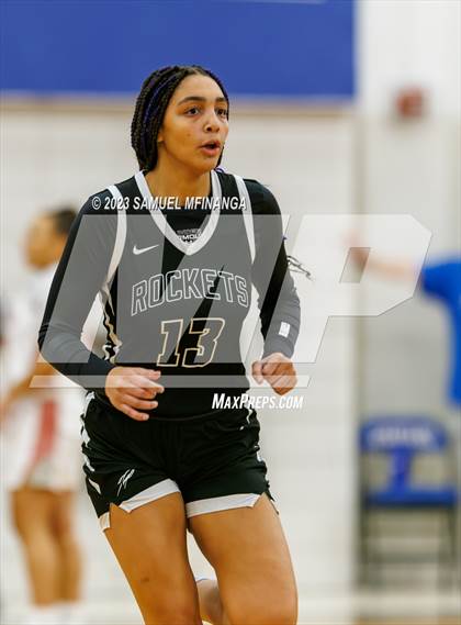 Thumbnail 3 in Lincoln Northeast vs. Lincoln High (HAC Tournament Final) photogallery.