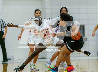 Thumbnail 3 in Lincoln Northeast vs. Lincoln High (HAC Tournament Final) photogallery.