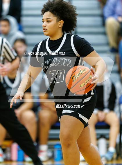 Thumbnail 1 in Lincoln Northeast vs. Lincoln High (HAC Tournament Final) photogallery.