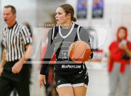 Thumbnail 3 in Lincoln Northeast vs. Lincoln High (HAC Tournament Final) photogallery.