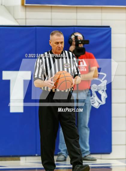 Thumbnail 1 in Lincoln Northeast vs. Lincoln High (HAC Tournament Final) photogallery.