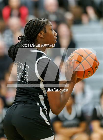 Thumbnail 3 in Lincoln Northeast vs. Lincoln High (HAC Tournament Final) photogallery.