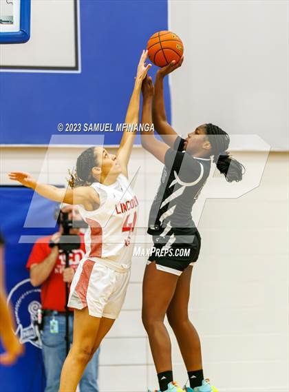 Thumbnail 1 in Lincoln Northeast vs. Lincoln High (HAC Tournament Final) photogallery.