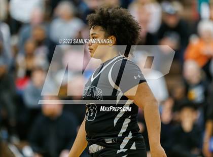 Thumbnail 1 in Lincoln Northeast vs. Lincoln High (HAC Tournament Final) photogallery.