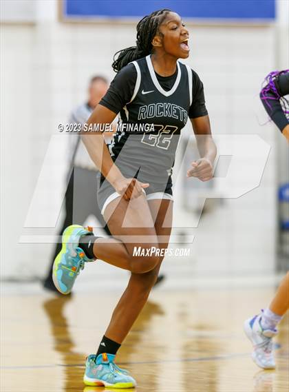 Thumbnail 2 in Lincoln Northeast vs. Lincoln High (HAC Tournament Final) photogallery.