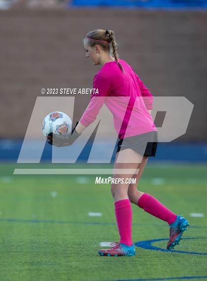 Thumbnail 2 in Rock Canyon vs Pine Creek (CHSAA 5A Q-Final) photogallery.