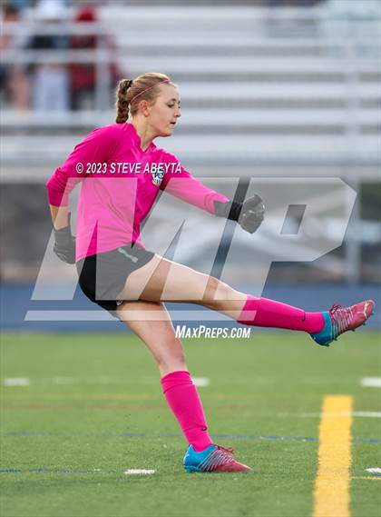 Thumbnail 1 in Rock Canyon vs Pine Creek (CHSAA 5A Q-Final) photogallery.