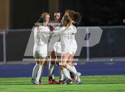 Thumbnail 3 in Rock Canyon vs Pine Creek (CHSAA 5A Q-Final) photogallery.