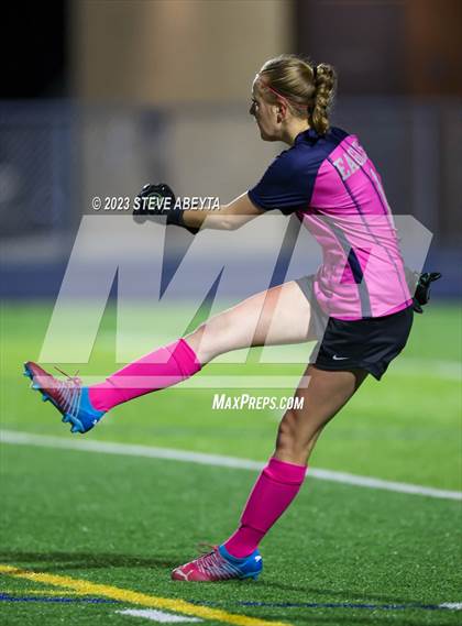 Thumbnail 2 in Rock Canyon vs Pine Creek (CHSAA 5A Q-Final) photogallery.