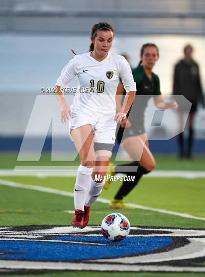 Thumbnail 3 in Rock Canyon vs Pine Creek (CHSAA 5A Q-Final) photogallery.