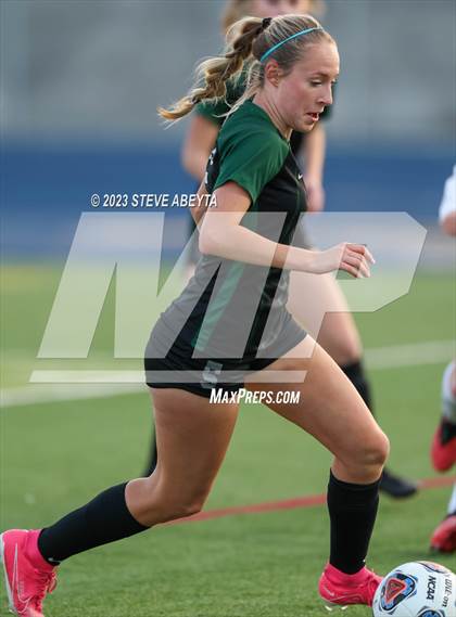 Thumbnail 2 in Rock Canyon vs Pine Creek (CHSAA 5A Q-Final) photogallery.
