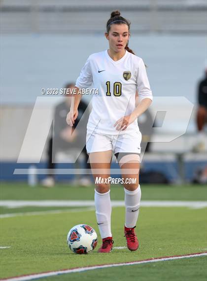 Thumbnail 2 in Rock Canyon vs Pine Creek (CHSAA 5A Q-Final) photogallery.