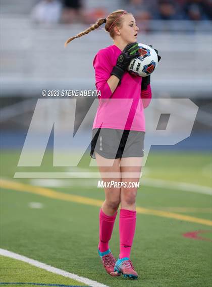 Thumbnail 1 in Rock Canyon vs Pine Creek (CHSAA 5A Q-Final) photogallery.