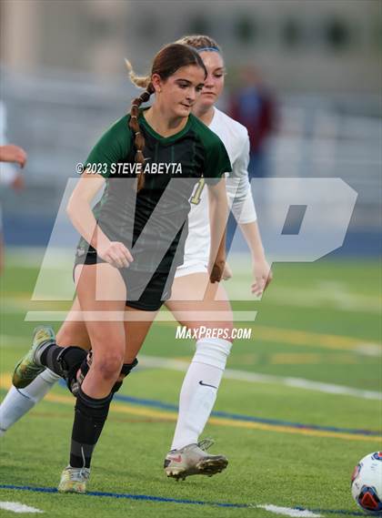 Thumbnail 2 in Rock Canyon vs Pine Creek (CHSAA 5A Q-Final) photogallery.
