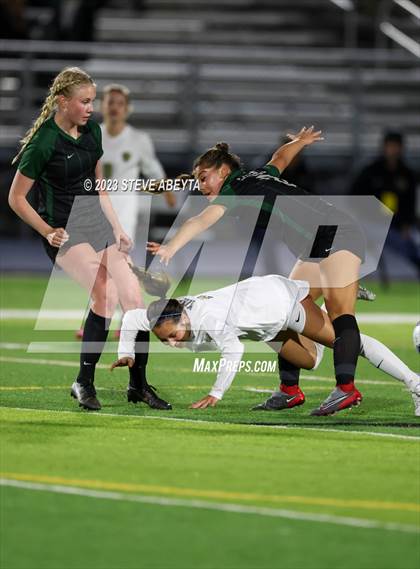 Thumbnail 1 in Rock Canyon vs Pine Creek (CHSAA 5A Q-Final) photogallery.