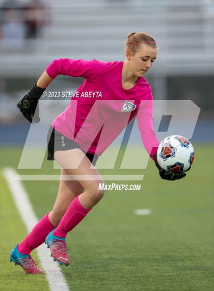 Thumbnail 2 in Rock Canyon vs Pine Creek (CHSAA 5A Q-Final) photogallery.