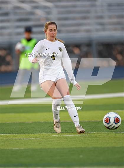 Thumbnail 2 in Rock Canyon vs Pine Creek (CHSAA 5A Q-Final) photogallery.