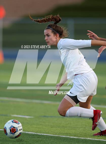 Thumbnail 2 in Rock Canyon vs Pine Creek (CHSAA 5A Q-Final) photogallery.