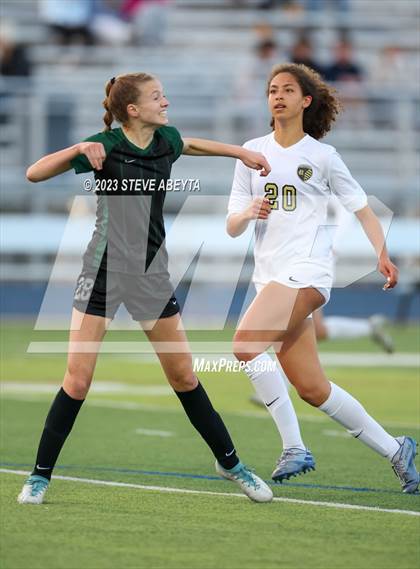 Thumbnail 3 in Rock Canyon vs Pine Creek (CHSAA 5A Q-Final) photogallery.