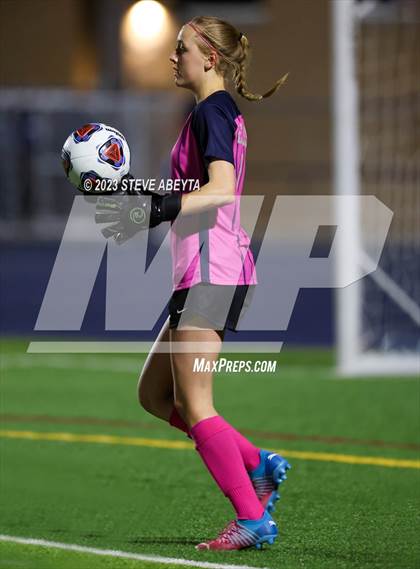 Thumbnail 2 in Rock Canyon vs Pine Creek (CHSAA 5A Q-Final) photogallery.