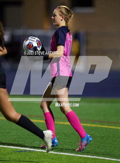Thumbnail 3 in Rock Canyon vs Pine Creek (CHSAA 5A Q-Final) photogallery.