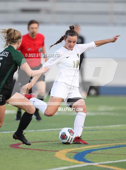 Thumbnail 2 in Rock Canyon vs Pine Creek (CHSAA 5A Q-Final) photogallery.