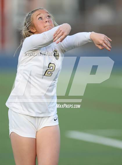 Thumbnail 2 in Rock Canyon vs Pine Creek (CHSAA 5A Q-Final) photogallery.