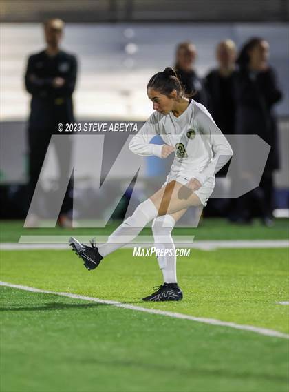 Thumbnail 1 in Rock Canyon vs Pine Creek (CHSAA 5A Q-Final) photogallery.