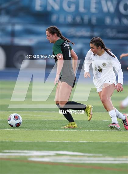 Thumbnail 3 in Rock Canyon vs Pine Creek (CHSAA 5A Q-Final) photogallery.