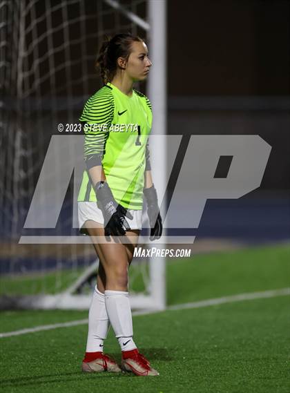 Thumbnail 3 in Rock Canyon vs Pine Creek (CHSAA 5A Q-Final) photogallery.