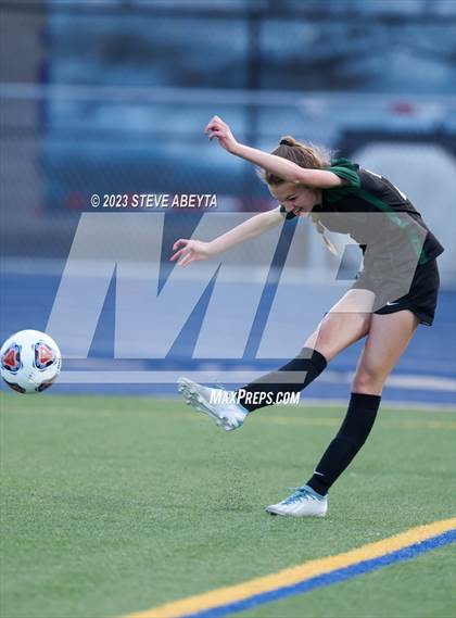 Thumbnail 2 in Rock Canyon vs Pine Creek (CHSAA 5A Q-Final) photogallery.
