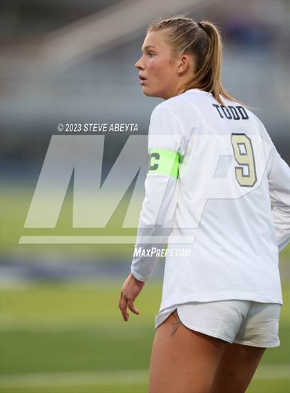 Thumbnail 2 in Rock Canyon vs Pine Creek (CHSAA 5A Q-Final) photogallery.
