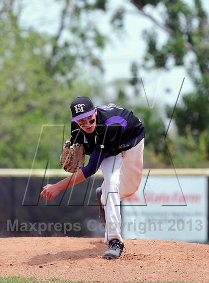 Thumbnail 2 in Eaton vs. Holy Family (CHSAA 3A Final) photogallery.