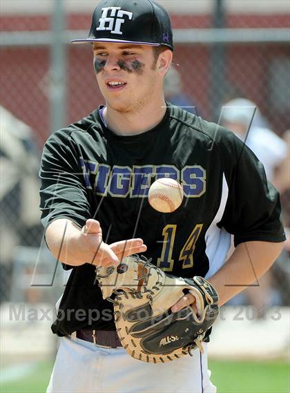 Thumbnail 1 in Eaton vs. Holy Family (CHSAA 3A Final) photogallery.