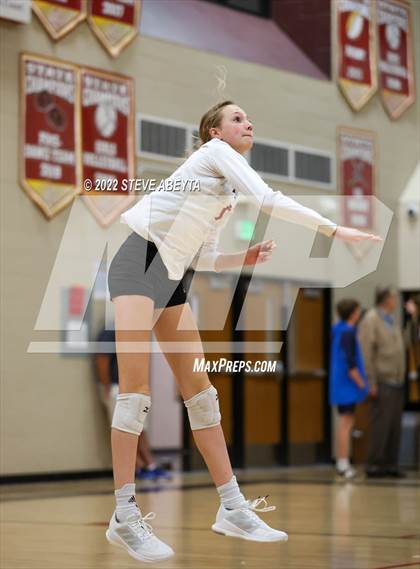 Thumbnail 1 in Regis Jesuit @ Ponderosa photogallery.