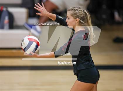 Thumbnail 3 in Regis Jesuit @ Ponderosa photogallery.