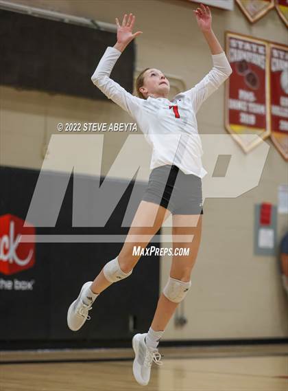 Thumbnail 1 in Regis Jesuit @ Ponderosa photogallery.