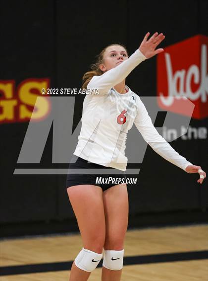 Thumbnail 3 in Regis Jesuit @ Ponderosa photogallery.