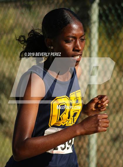 Thumbnail 1 in Golden League Meet #1 photogallery.
