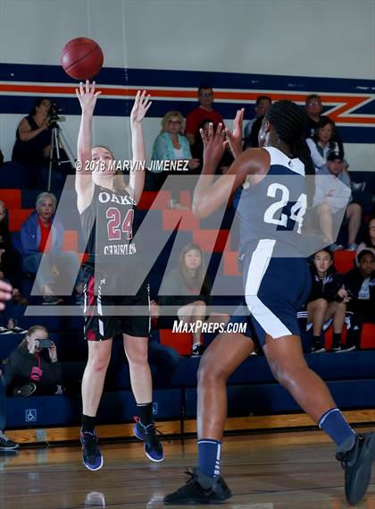 Thumbnail 1 in Oaks Christian @ Rolling Hills Prep photogallery.