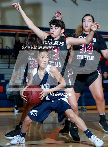 Thumbnail 3 in Oaks Christian @ Rolling Hills Prep photogallery.